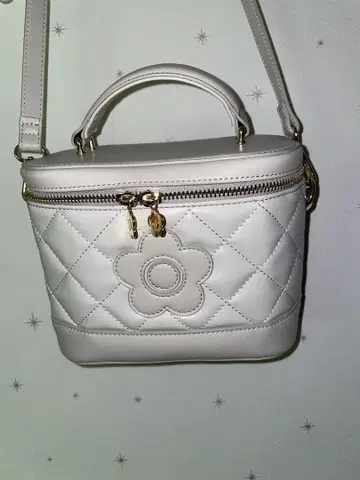 MARY QUANT 데이지 패치 퀼트 베니티 2WAY 숄더백