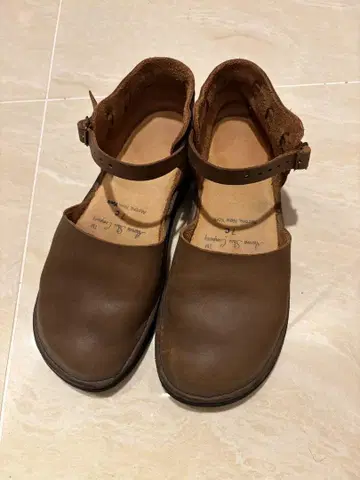 오로라 신발 여성용 7C 23.5cm 정도 브라운 사용량 적음