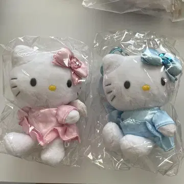 헬로키티 엔젤 마스코트 키링 2개 세트