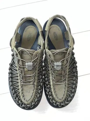 KEEN 킨 유니크 27cm