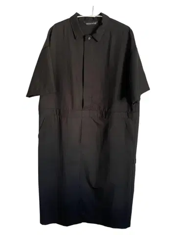 미즈이로 인드 페인터 라이크 카고 원피스 블랙
