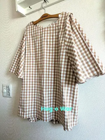 새상품급 허그아워 깅엄 체크 플레어 슬리브 블라우스 풀오버