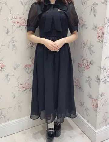 evelyn 사이토 나기사 착용 도트 롱 원피스