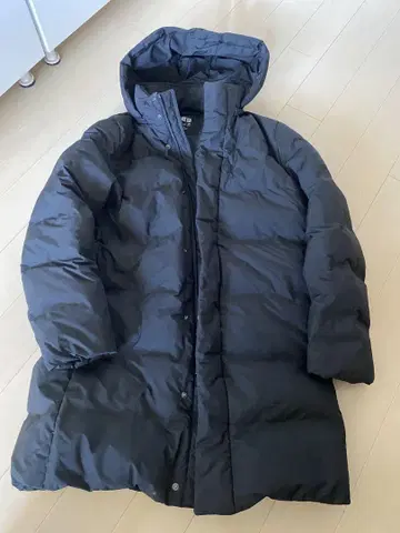 유니클로 블랙 다운 자켓 M
