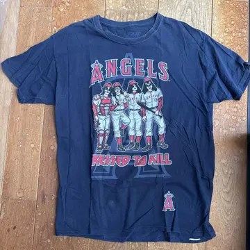 ANGELS KISS 콜라보 티셔츠