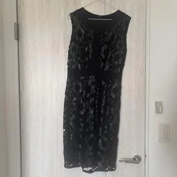 petit poudre 블랙 슬리브리스 원피스 F