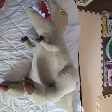 크림색 공룡 봉제 인형 약 70cm