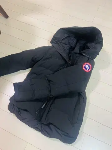 Canada Goose Fusion 블랙 다운 자켓