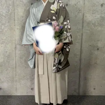 클로닝 완료 꽃무늬 그레이 하카마 졸업식용