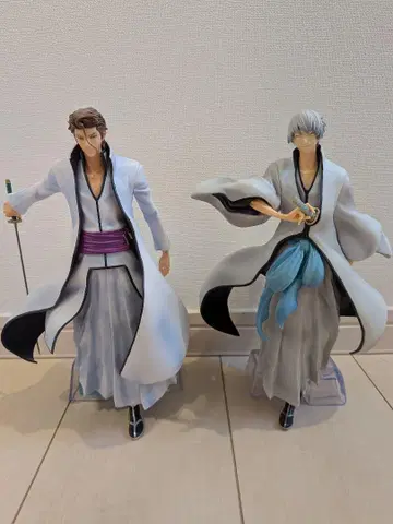제일복권 BLEACH 20주년 기념 피규어 2개 세트 아이젠 이치마루 긴