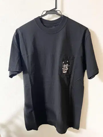 HUF 블랙 반팔 티셔츠