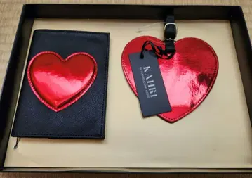 KAHRI [새상품] 하트 참 & 카드 케이스 기프트 세트 브랜드