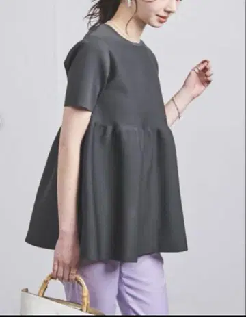 UNITED ARROWS P 페플럼 숏 슬리브 니트 다크 그레이