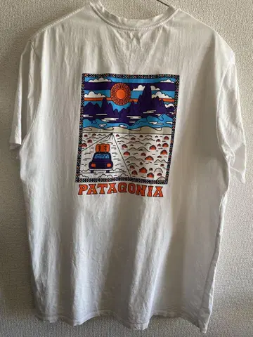 PATAGONIA 그래픽 티셔츠 화이트