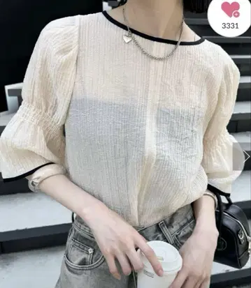 mystic 배색 파이핑 블라우스 반팔 베이지
