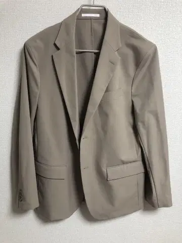 새상품 유니클로 감동 자켓, 팬츠 택 포함