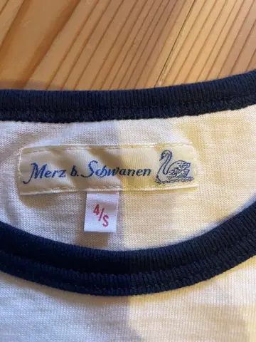 Merz b. Schwanen 링거 티셔츠 4/S