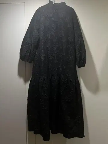 perna 자카드 자수 올 패턴 롱 원피스 맥시 길이 입학식 졸업식
