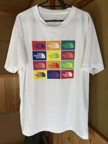 THE NORTH FACE 컬러풀 로고 티셔츠