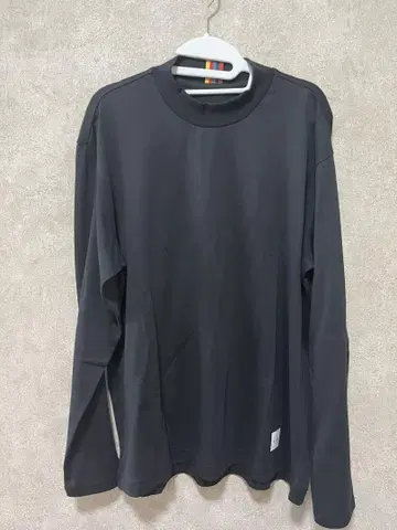 폴스미스 블랙 티셔츠 M 사이즈