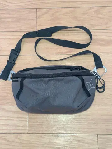퍼고웍스 스위치 M 어반 그레이