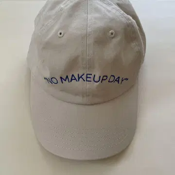 "NO MAKEUP DAY" 캡 무스 캡