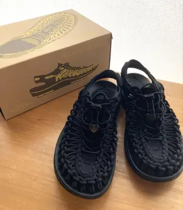 Keen 유니크 블랙 24cm(23.5cm)