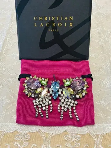 CHRISTIAN LACROIX 나비 모티브 브로치