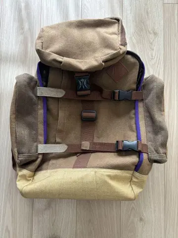 kukri 쿠쿠리 백팩 럭색