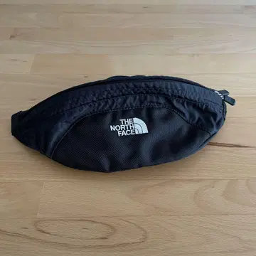 THE NORTH FACE 바디백 블랙