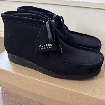 클락스 Wallabee Boot / 26155517 (26.5cm)