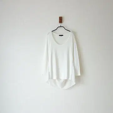 iCB/백 드레이프 티셔츠