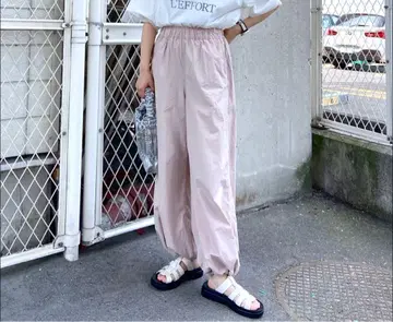 LOWRYS FARM 라인 나일론 팬츠