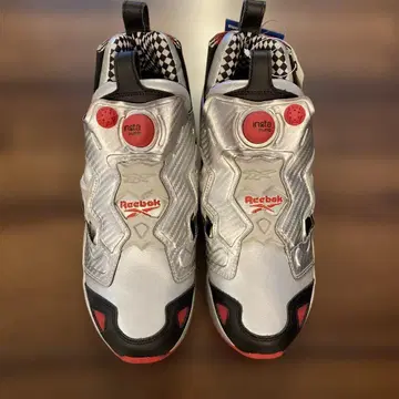새상품 리복 PUMP FURY 27cm 실버/레드