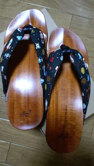 일본 나막신 mizutori 물새 우주 패턴