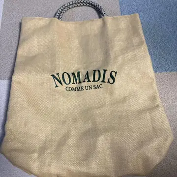 NOMADIS 토트백 베이지