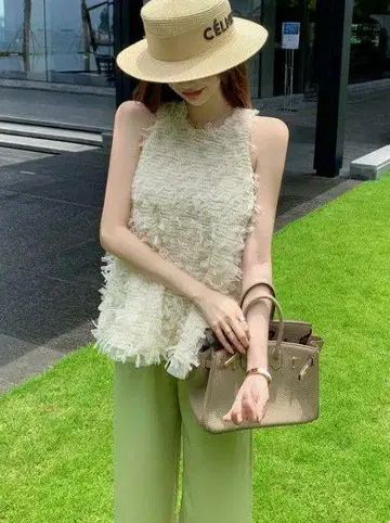 LiLiRena 화이트 프린지 페더 슬리브리스 탑