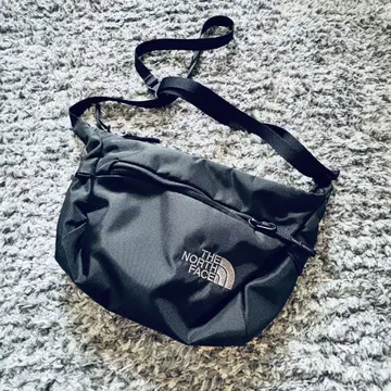 THE NORTH FACE 숄더백 블랙