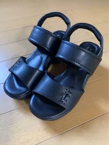 블랙 샌들 플랫폼 힐
