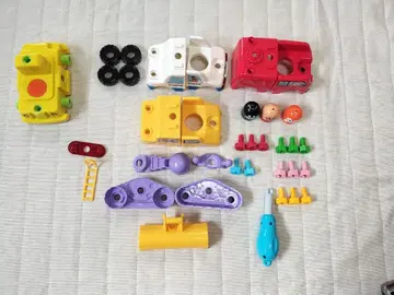 호빵맨 쿠미타테 DIY 나사 나사 체인지! 일하는 차량