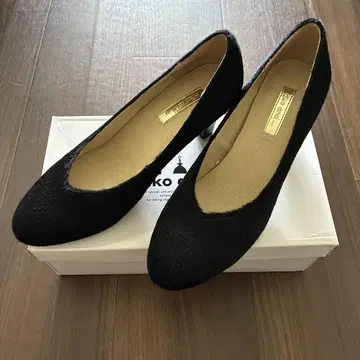 니코앤드 V컷 송치 펌프스 L 사이즈