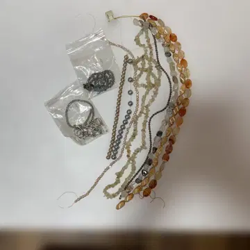 비즈 및 액세서리 부품