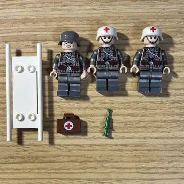 레고 호환 제품 WW2 독일군 위생병 및 부상병 미니 피규어 3종 세트