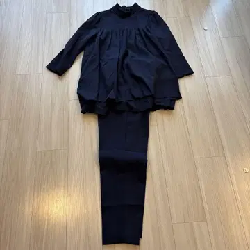 네이비 플레어 슬리브 셋업