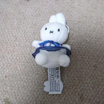 네덜란드에서 구입한 미피 마스코트입니다.