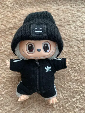러브부 의류 labubu 아디다스 니트 모자 안경 신발 5종 세트