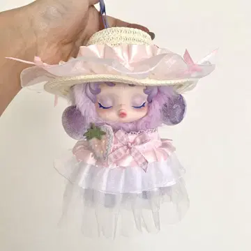 popmart labubu big into energy 옷 갈아입기 코스