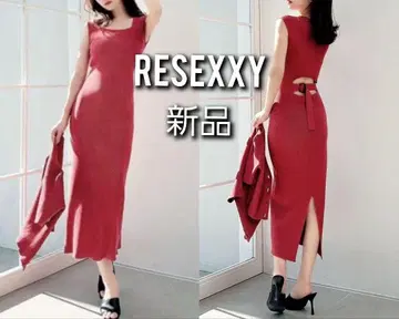 새상품 RESEXXY 백 오픈 니트 원피스 레드