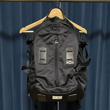 F/CE. SATIN TRAVEL BP 블랙