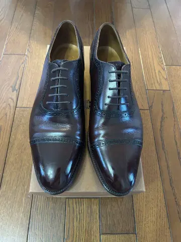 HIRO YANAGIMACHI 가죽 신발 쿼터 브로그